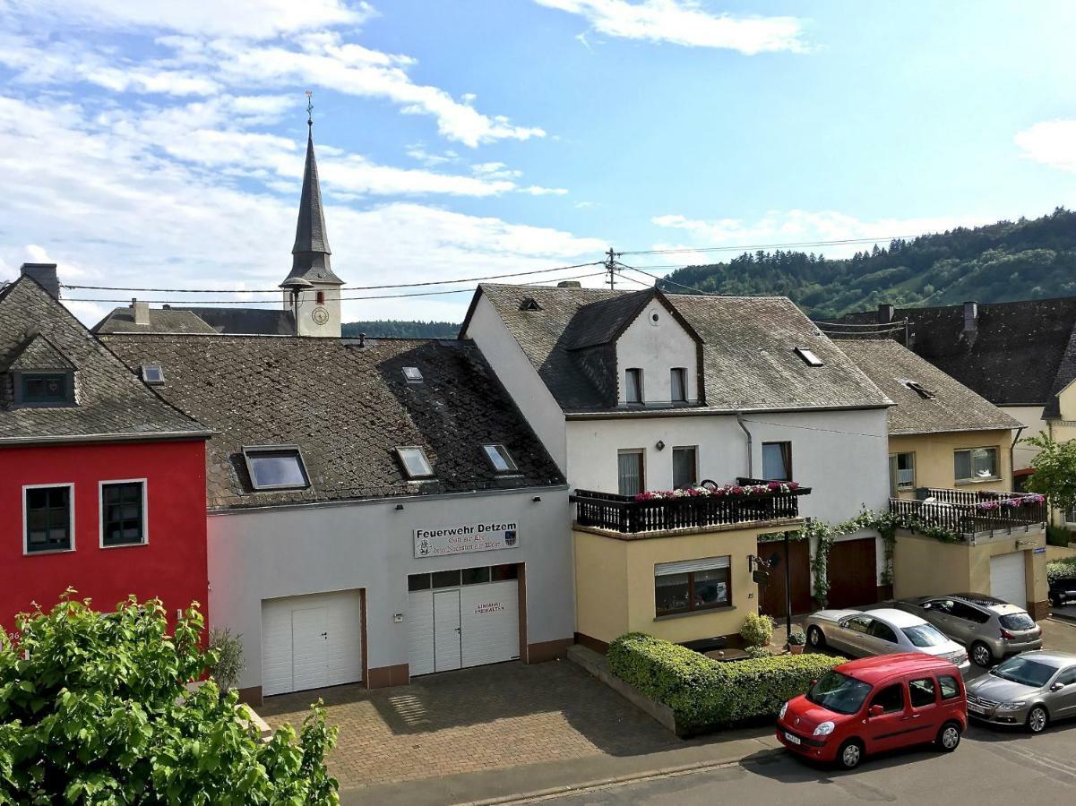 Gaestehaus Hoffmann Farschweiler エクステリア 写真